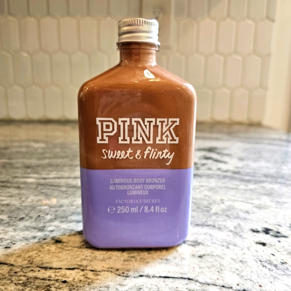 Victoria's secret PINK sweet and flirty luminous body bronzer 8.4 oz